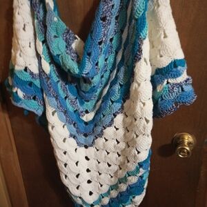 Hand Crafted Blue and White Scalloped Wrap